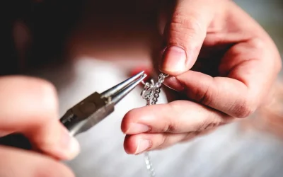 L’histoire derrière nos plumes : un savoir-faire artisanal
